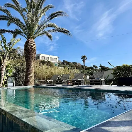 Casa Caloura Water Deluxe & Apartamento *