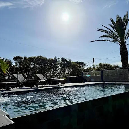 Casa Caloura Water Deluxe & Lagoa (Azores)