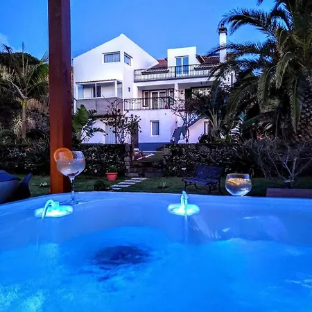 Casa Caloura Water Deluxe & Daire