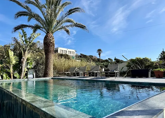 Casa Caloura Water Deluxe & Apartamento *